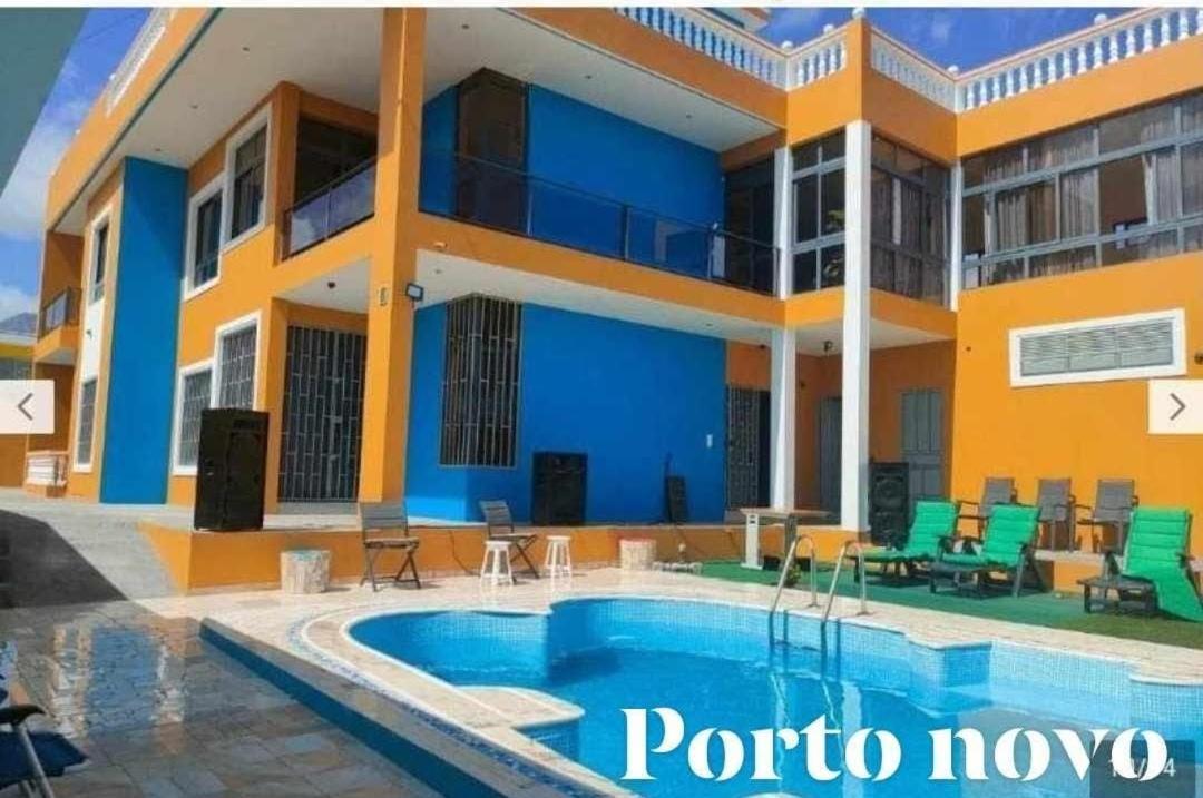 Residencial Oliveira Hotel Porto Novo Buitenkant foto